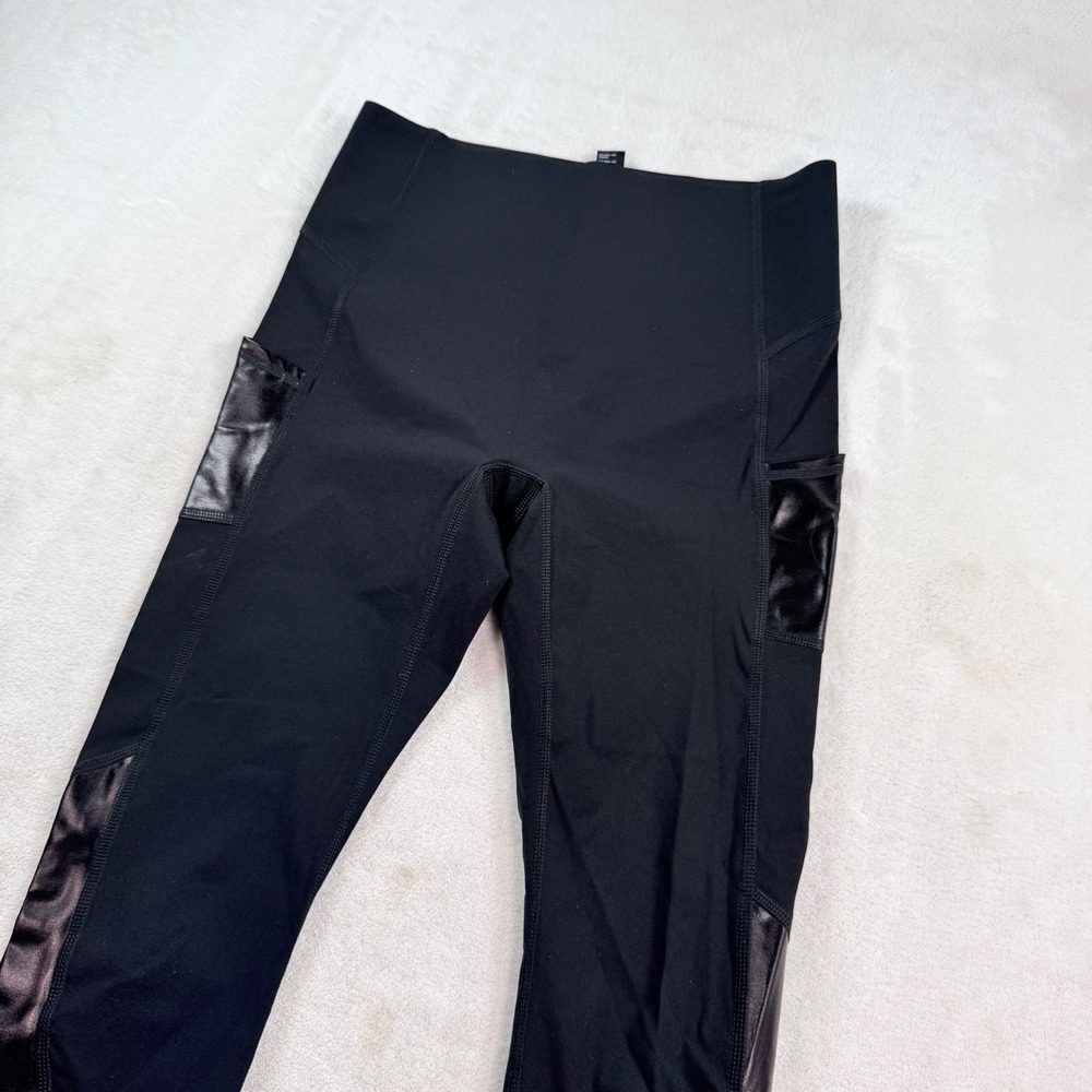 Spanx Booty Boost High Waisted Faux Leather Panel Leggings Black Small 20245R